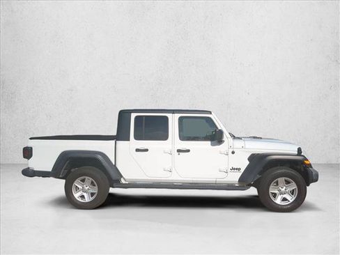 Used 2020 Jeep Gladiator Sport w/ Quick Order Package 24S AWD/4WD image 4