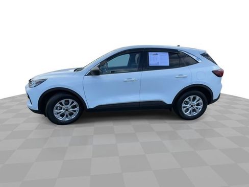 Used 2024 Ford Escape Active w/ Cold Weather Package FWD image 5
