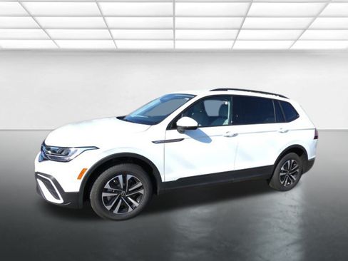 New 2024 Volkswagen Tiguan S AWD/4WD image 2