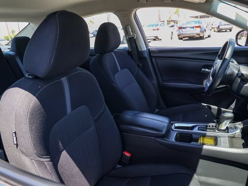 Used 2024 Nissan Sentra SV FWD image 20