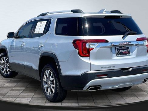Used 2020 GMC Acadia SLT FWD image 3