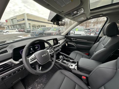 New 2025 Kia Telluride S image 41