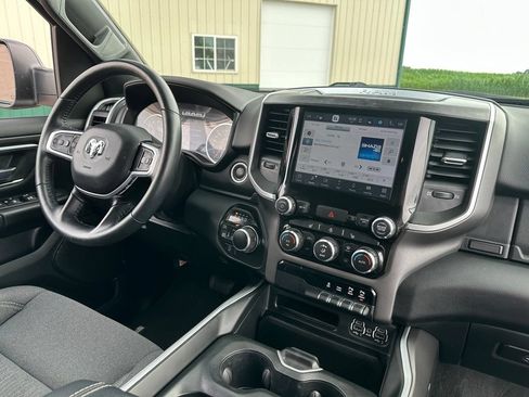 Used 2022 RAM 1500 Big Horn AWD/4WD image 31