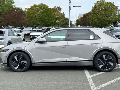 New 2026 Hyundai Ioniq 5 Limited RWD image 7