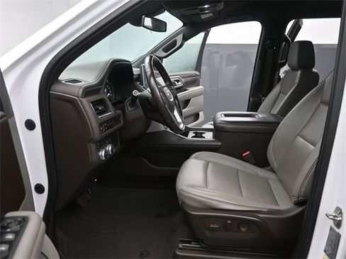 Used 2021 GMC Yukon SLT image 26