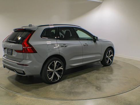 Used 2025 Volvo XC60 T8 Ultra w/ Protection Package Premier AWD/4WD image 5