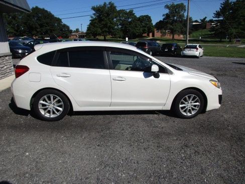 Used 2013 Subaru Impreza 2.0i Premium w/ All-Weather Pkg AWD/4WD image 10