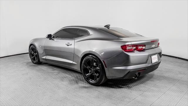 Used 2022 Chevrolet Camaro LT RWD image 6
