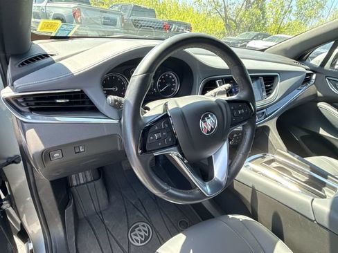 Certified 2023 Buick Enclave Essence AWD/4WD image 10