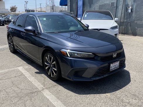 Used 2022 Honda Civic EX image 6