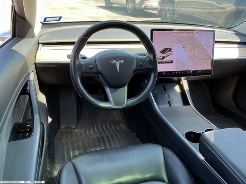 Used 2019 Tesla Model 3 Mid Range RWD image 11