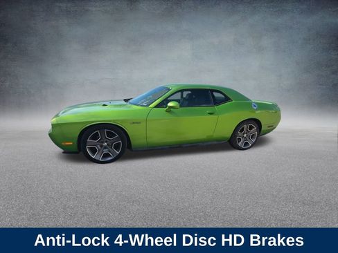 Used 2011 Dodge Challenger R/T image 11