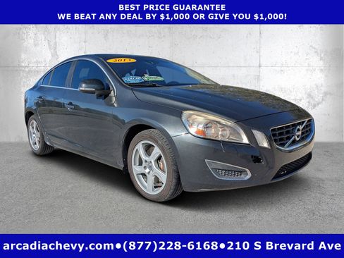 Used 2013 Volvo S60 T5 image 1
