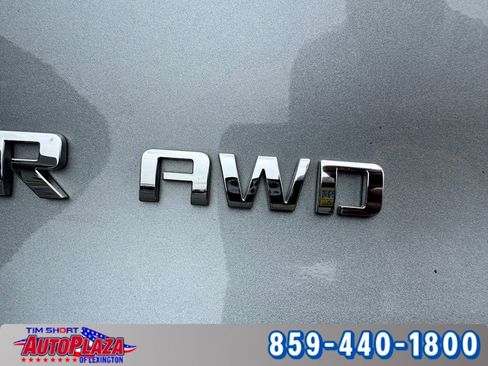 Used 2025 Chevrolet Blazer LT AWD/4WD image 17