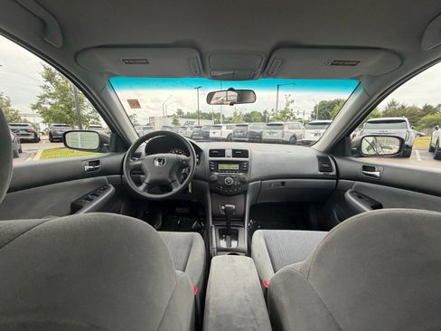 Used 2003 Honda Accord LX image 7