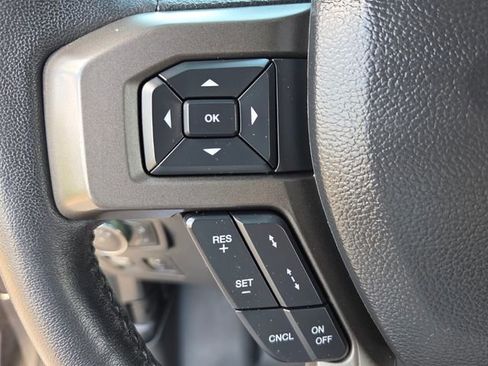Used 2019 Ford Expedition XLT w/ Equipment Group 202A RWD image 77