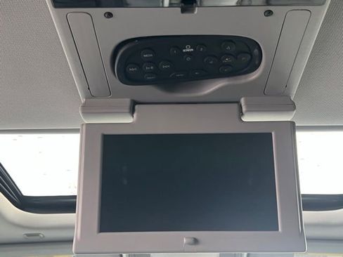 Used 2015 Chevrolet Tahoe LTZ image 17