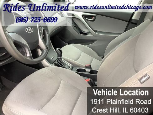 Used 2015 Hyundai Elantra SE FWD image 24