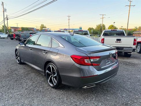 Used 2018 Honda Accord Sport image 7