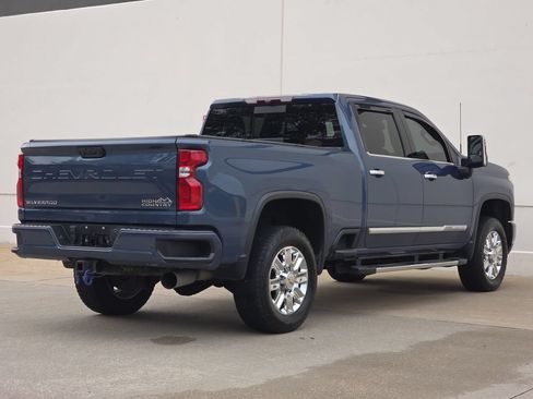 Used 2024 Chevrolet Silverado 2500 High Country AWD/4WD image 5