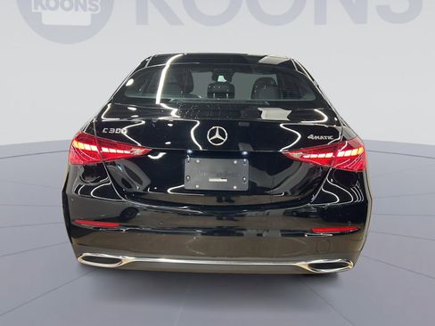 Used 2025 Mercedes-Benz C 300 4MATIC Sedan image 4