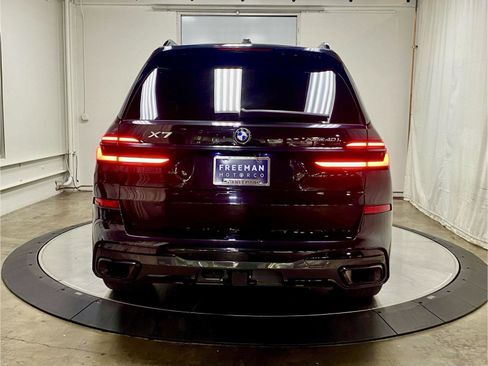 Used 2024 BMW X7 xDrive40i w/ M Sport Package AWD/4WD image 6