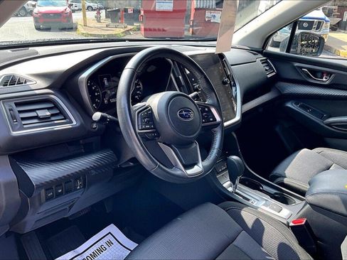 Certified 2023 Subaru Ascent Premium w/ Convenience Package AWD/4WD image 10