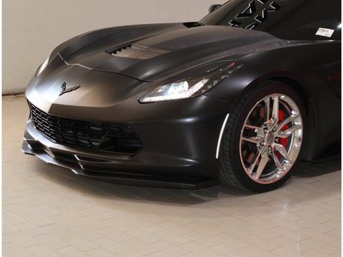 Used 2016 Chevrolet Corvette Stingray Coupe w/ 2LT Preferred Equipment Group RWD image 2