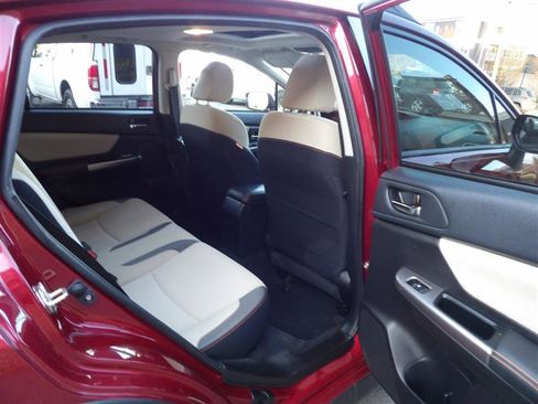 Used 2017 Subaru Crosstrek 2.0i Premium w/ Moonroof Package image 15