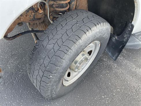 Used 2016 Ford F350 XL w/ Power Equipment Group AWD/4WD image 13