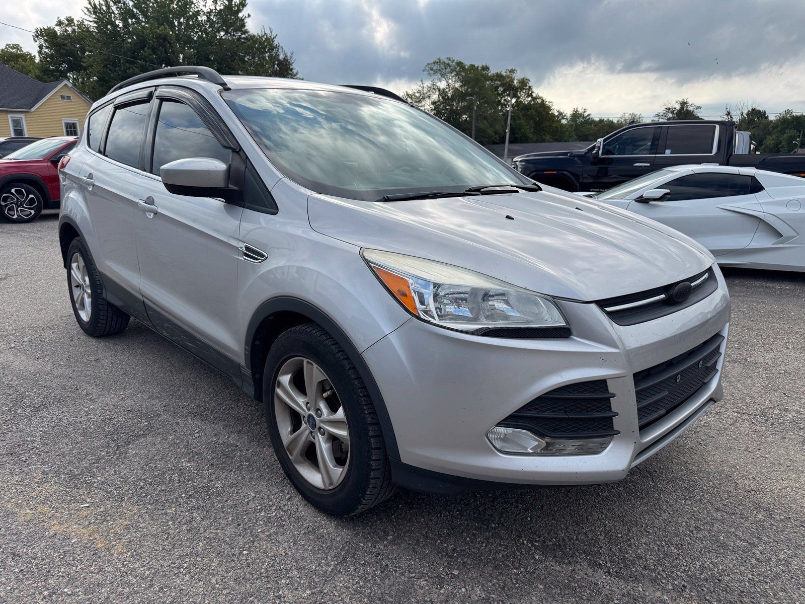 Used 2014 Ford Escape SE w/ Equipment Group 201A FWD image 8
