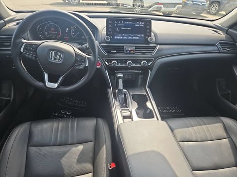 Used 2021 Honda Accord EX-L image 11
