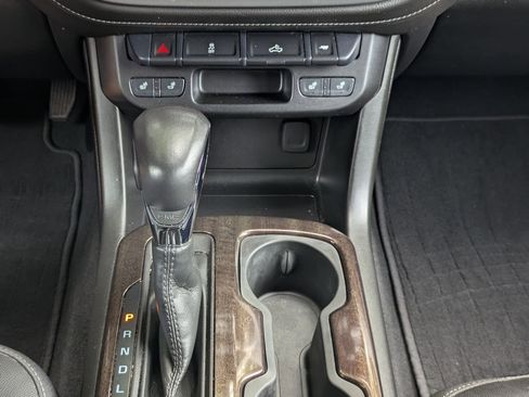 Used 2022 GMC Canyon Elevation w/ Elevation Premium Package image 13