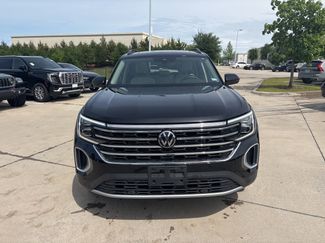Used 2024 Volkswagen Atlas SE w/ Panoramic Sunroof Package video 2