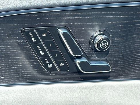 Certified 2023 Cadillac Lyriq 2WD image 11