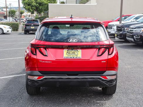 Certified 2023 Hyundai Tucson SE AWD/4WD image 6