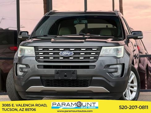 Used 2017 Ford Explorer XLT w/ Equipment Group 202A FWD image 1