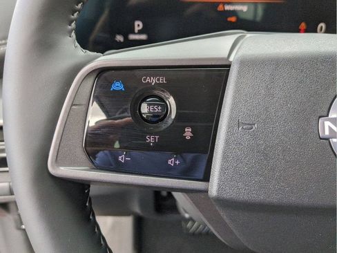 Certified 2025 Nissan Murano SV AWD/4WD image 35