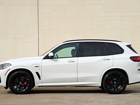 Used 2022 BMW X5 xDrive45e w/ M Sport Package AWD/4WD image 9