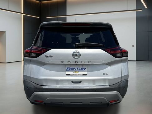 Used 2021 Nissan Rogue SL FWD image 5