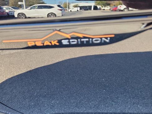 New 2026 Volkswagen Atlas Peak Edition image 14