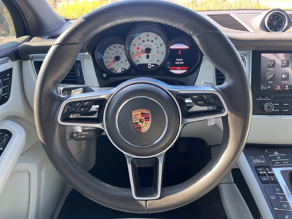 Used 2017 Porsche Macan GTS AWD/4WD image 19