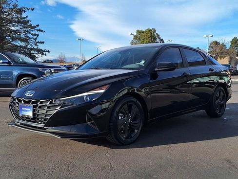 Certified 2023 Hyundai Elantra SEL image 7