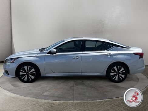 Used 2020 Nissan Altima 2.5 SL FWD image 4