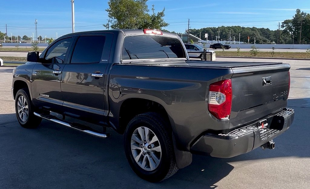 Used 2017 Toyota Tundra Limited w/ Limited Premium Package RWD image 3