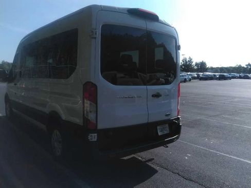 Used 2024 Ford Transit 350 XLT RWD image 4
