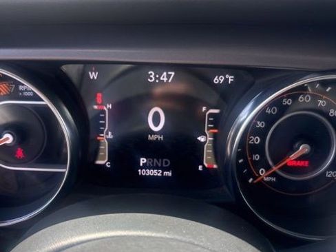 Used 2021 Jeep Wrangler Willys image 12