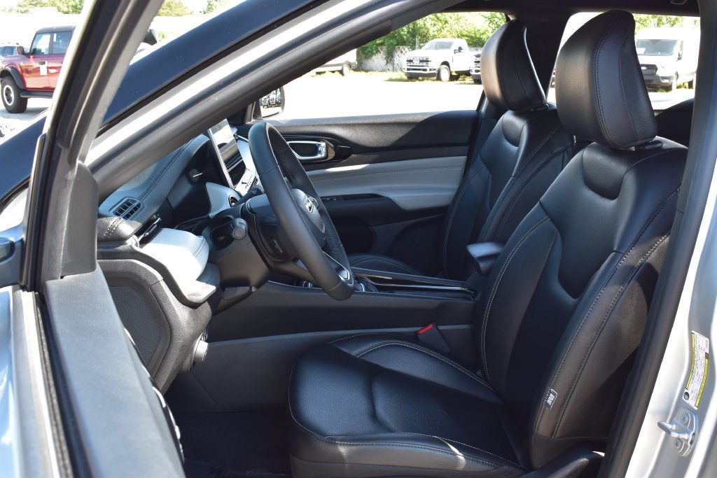 Used 2025 Jeep Compass Limited AWD/4WD image 29