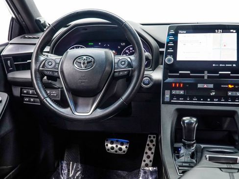 Used 2020 Toyota Avalon Touring w/ All Weather Liner Package FWD image 17