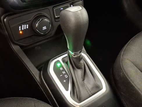Used 2020 Jeep Renegade Sport AWD/4WD image 16